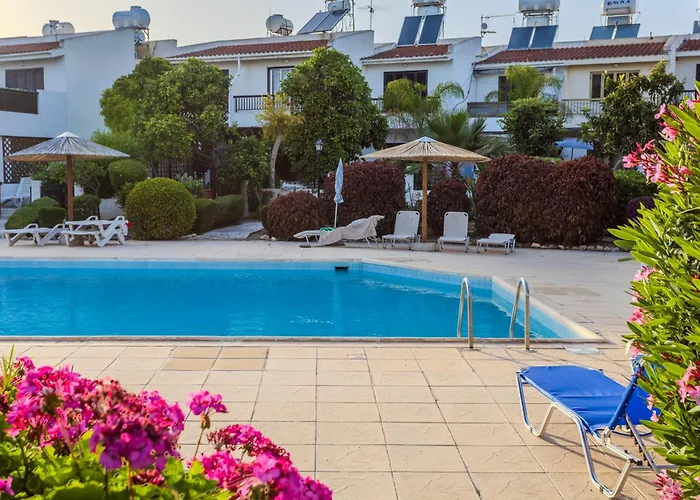 Taheli's Modern Townhouse With A Pool アパート