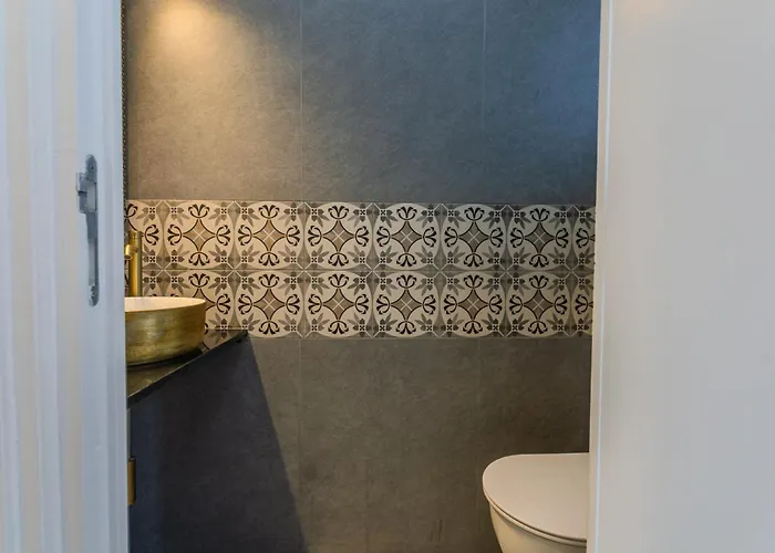 Taheli's Modern Townhouse With A Pool アパート