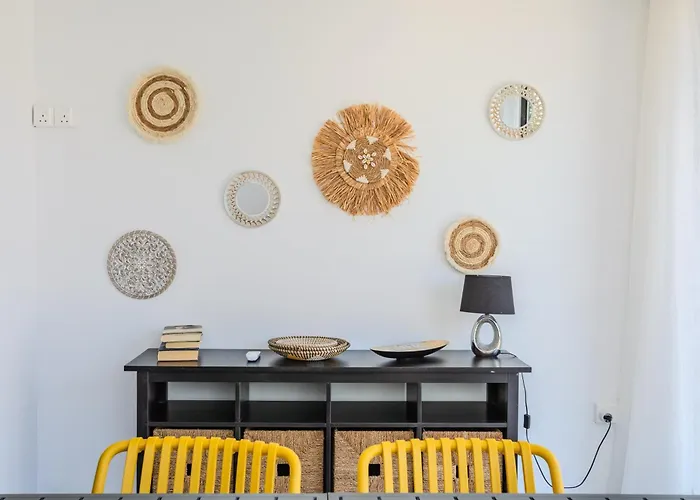 Taheli's Modern Townhouse With A Pool アパート