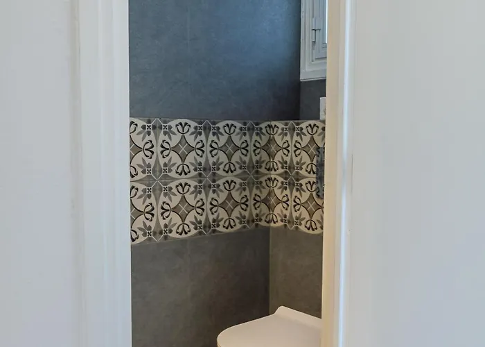 Taheli's Modern Townhouse With A Pool アパート パ フォス