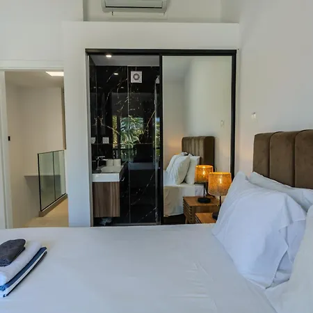 Apartament Taheli's Modern Townhouse With A Pool *